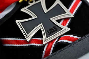 Germania cavaleri sterge cumva Medalia, Insigna de aur cu Frunze de Stejar și Panglică cu cutie și Gravate de certificare