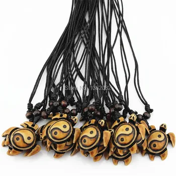 En-gros 12buc Imitații de Os Sculptat Tai Chi Yin & Yang Țestoase Pandantive Colier Cravată Amuleta MN432